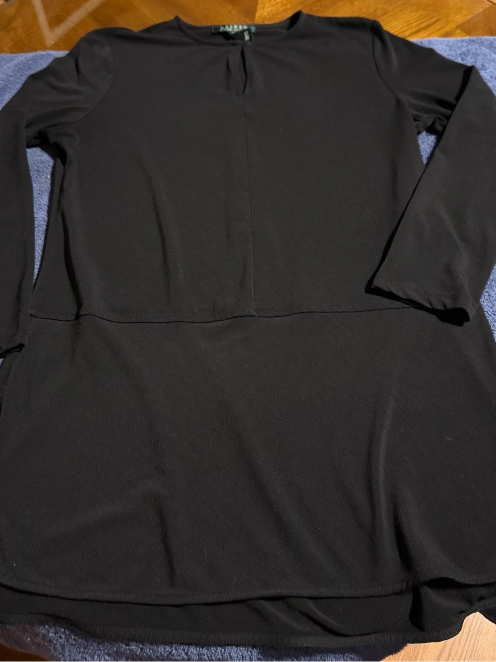 Lauren Ralph Lauren black 3/4 sleeve tunic featuring a small keyhole neckline